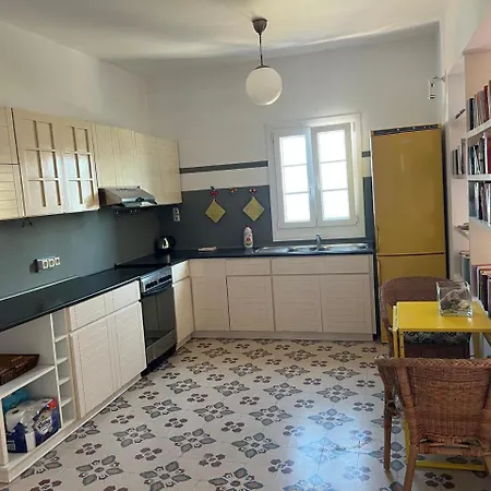 Rosaria's House Adamantas (Milos)